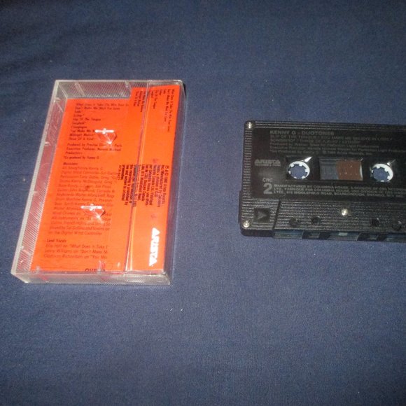 Kenny G (self titled album) on cassette (Arista Records, 1986) - Picture 2 of 2